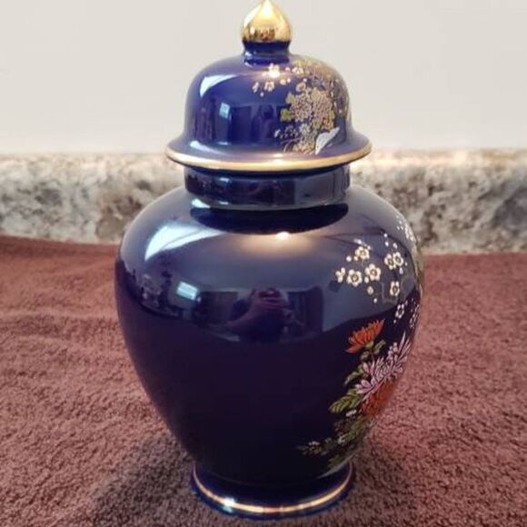 Beautiful Vintage Cobalt Blue Ginger Jar - Japan - Picture 5 of 8